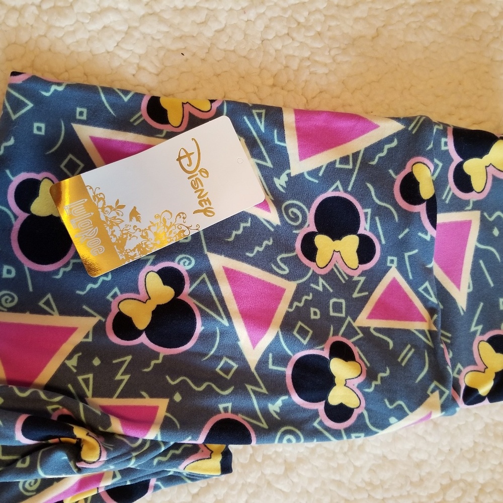 Lularoe Disney OS leggings